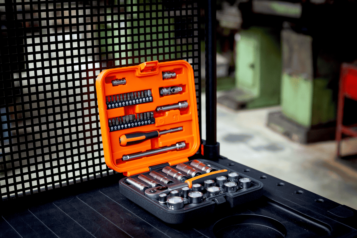 Bahco - Bahco S51MC3H 3/8in Drive Standard and Deep Socket & 1/4in Bit Set, 51 Piece - Orange tool kit with socket sets and screwdrivers. - imagen 13