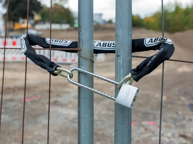ABUS Mechanical 64TI/50mm TITALIUM™ Padlock Adjustable Shackle – – Now available at MTN Shop UK. - imagen 3