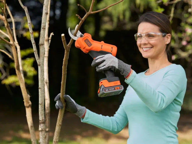 BLACK + DECKER BCPP18D1 POWERCONNECT™ Pruner 18V 1 x 2.0Ah Li-ion – – Now available at MTN Shop UK. - imagen 5