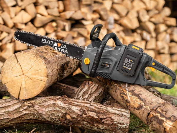 Batavia MAXXPACK Brushless 18in Chainsaw 36V 2 x 4.0Ah Li-ion – – Now available at MTN Shop UK.