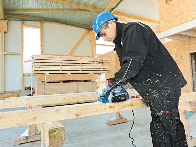 Bosch GHO 28-82 D Professional Planer 710W 240V – – Now available at MTN Shop UK. - imagen 3