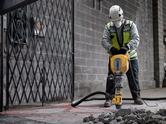 DEWALT D25911K SDS-Max Demolition Hammer 11kg 110V – – Now available at MTN Shop UK. - imagen 6