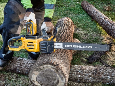 DEWALT DCMCS575X XR FlexVolt Chainsaw 50cm Bar 54V 1 x 3.0Ah Li-ion – second image