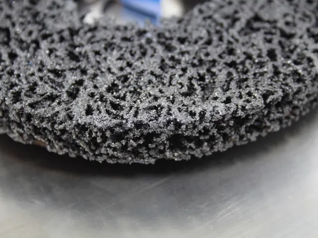 Faithfull Cleaning Fleece Disc Coarse 125 x 22mm – – Now available at MTN Shop UK. - imagen 3