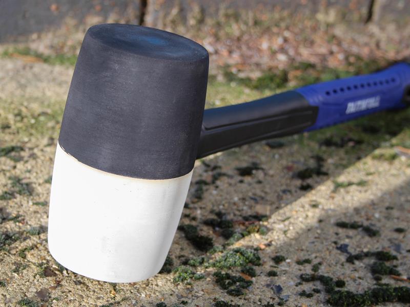 Faithfull Black & White Fibreglass Mallet - imagen 2
