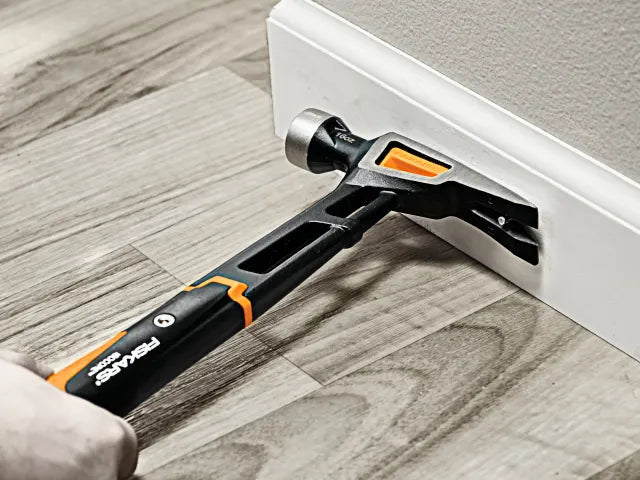 Fiskars IsoCore Finishing Hammer 450g (16oz) – – Now available at MTN Shop UK. - imagen 5