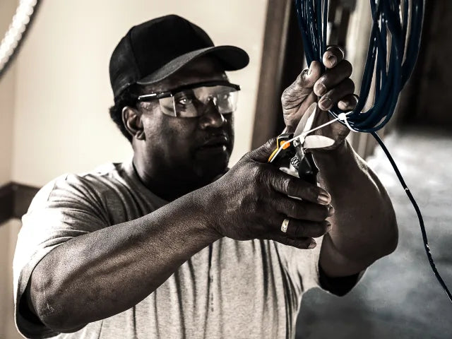 Fiskars PowerArc™ Heavy-Duty Utility Snips – – Now available at MTN Shop UK. - imagen 3