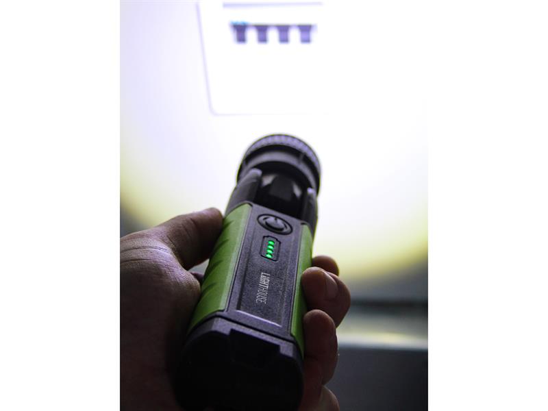 Lighthouse T100ZR Rechargable Zoom Lamp - imagen 3