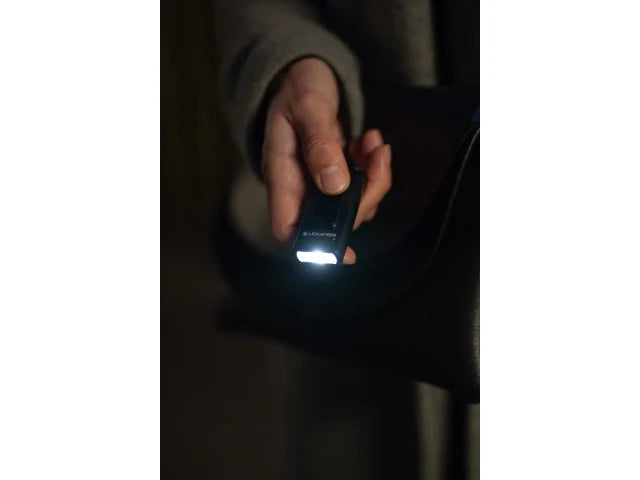 Ledlenser K6R Safety Keyring Floodlight & Alarm – – Now available at MTN Shop UK. - imagen 6
