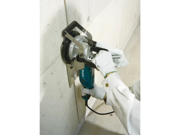 Makita PC5001C Concrete Planer 110V 1400W – – Now available at MTN Shop UK.