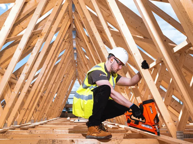 Paslode IM350+ 1st Fix Gas Framing Nailer – – Now available at MTN Shop UK. - imagen 9