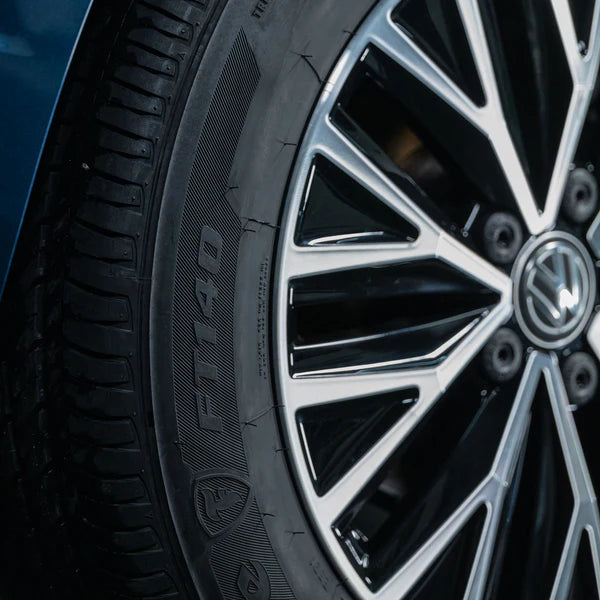 Turtle Wax Wet 'n' Black Tyre Foam 500ml – – Now available at MTN Shop UK. - imagen 4