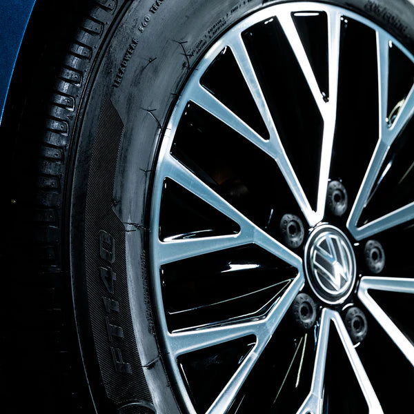 Turtle Wax Wet 'n' Black Tyre Foam 500ml – – Now available at MTN Shop UK. - imagen 5