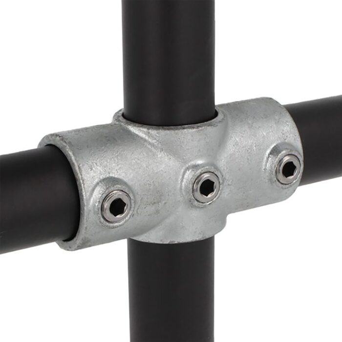Doughty Pipeclamp Two Socket Crossover - Steel pipe connector with black tubes, durable construction. - imagen 2