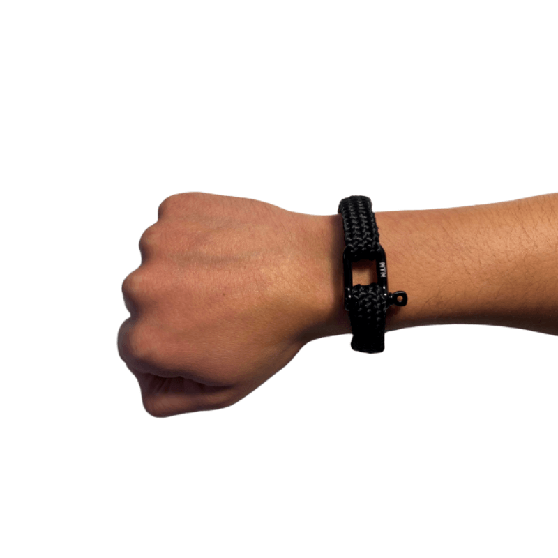 MTN Shackle Bracelet Side Angle - imagen 2