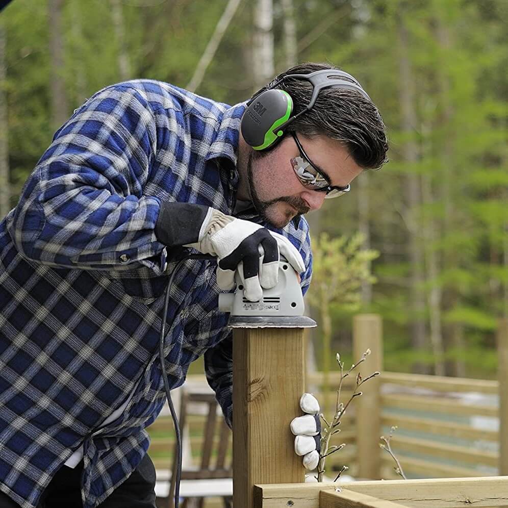 3M Peltor X1 Ear Defenders, SNR=27dB – The Peltor X1 Ear Defenders are lightweight and low-profile, ideal for protecting workers' hearing against light industry noise e.g. grounds maintenance and power drilling. – Now available at MTN Shop UK. - imagen 4