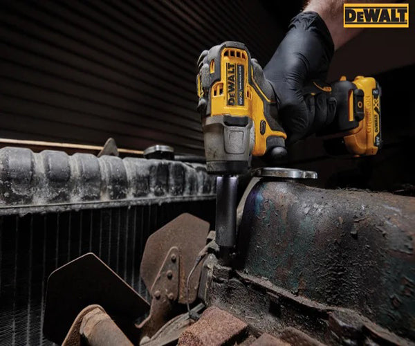Brushless Sub-Compact 3/8in Impact Wrench - imagen 3