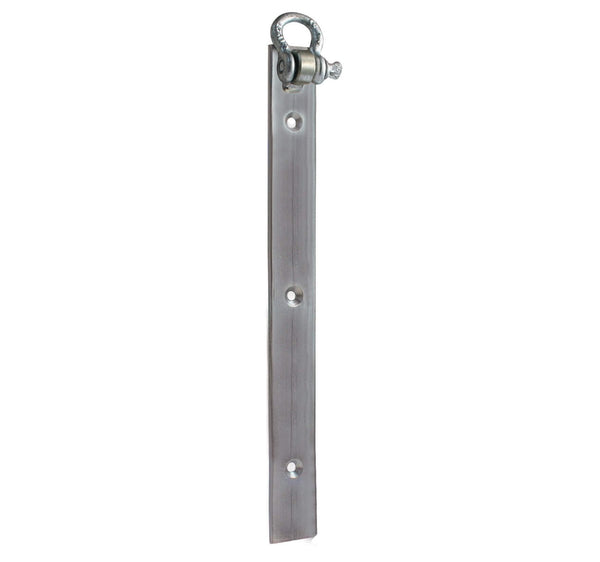 Doughty Scenery Fixing - Long Flying Iron – Long flying irons attached to scenery panels for lifting. The flat iron can be used mid frame where it isn't suitable to use a lipped iron. Supplied w/ an M8 Bow Shackle. – Now available at MTN Shop UK.