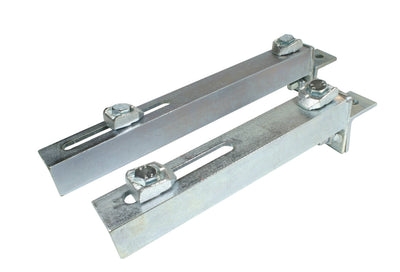 Doughty Girder Clamp with End Bracket – second image