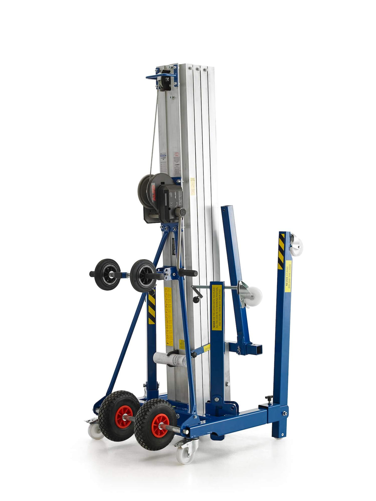 Kuzar Industrial Lifter 300kg/5.6m - Hammer 56 – Made in Spain, this highly affordable heavy-duty yet lightweight stacker has high-quality wheels for easy movement and a powerful winch for efficient lifting. – Now available at MTN Shop UK. - imagen 4