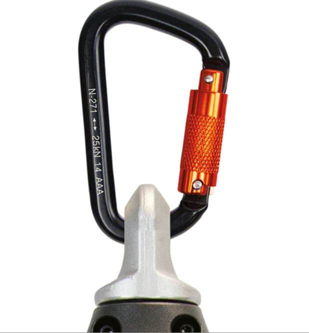 Neofeu Retractable Fall Arrester- 25mm Webbing (6m L) – The Neofeu Retractable Fall Arrester is lightweight and compact and recommended for both vertical and horizontal use for all users weighing up to 140 kg. Equipped with a 6 m long, 25mm wide webbing line that retracts automatically. Shop now. – Now available at MTN Shop UK. - imagen 2