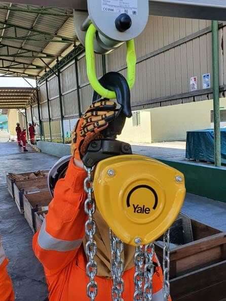Yale VSIII Hand Chain Hoist 250-5000 KG – – Now available at MTN Shop UK.