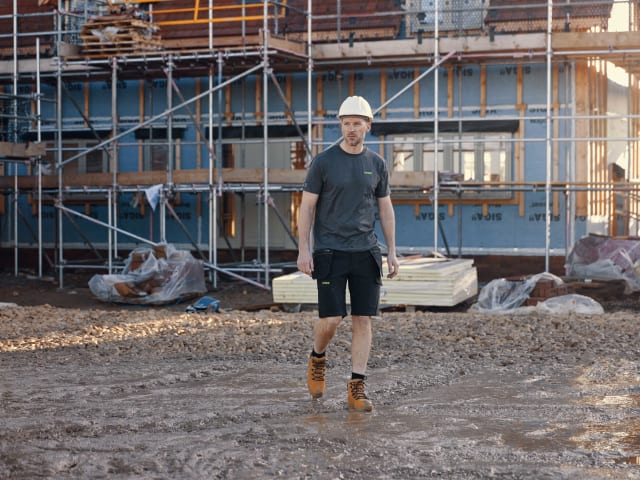 Apache Vancouver Charcoal Grey T-Shirt - L (41/43in) – – Now available at MTN Shop UK. - imagen 7
