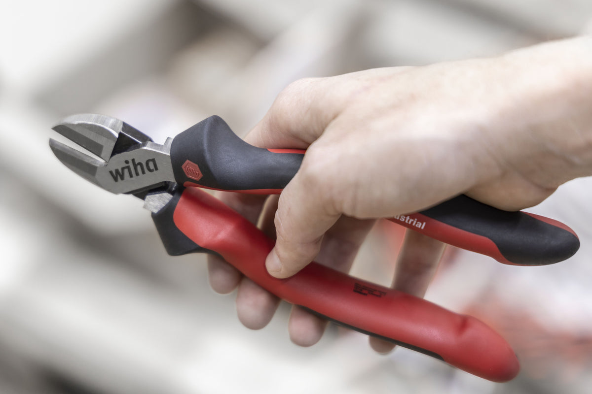 Wiha Industrial Diagonal Cutters with DynamicJoint® 160mm – – Now available at MTN Shop UK. - imagen 2