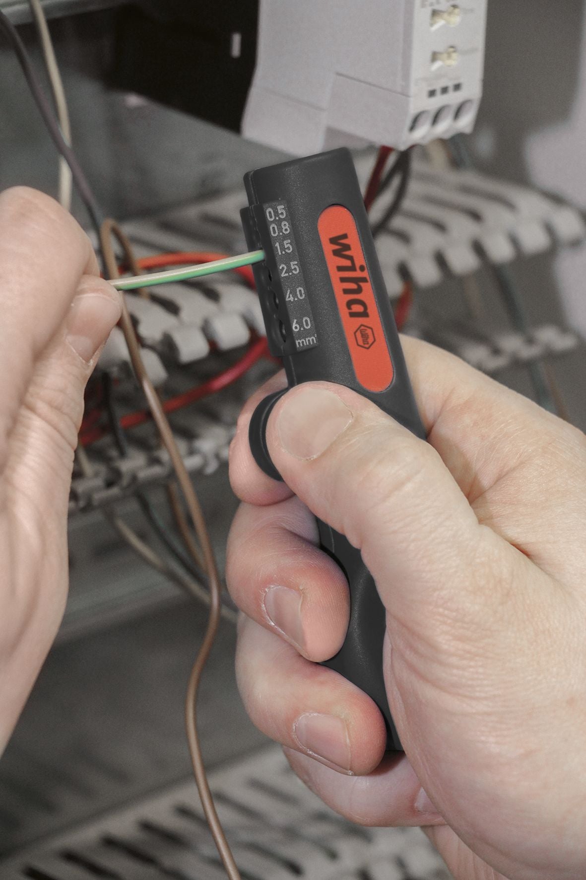 Wiha Stripping Multi-tool – – Now available at MTN Shop UK. - imagen 4