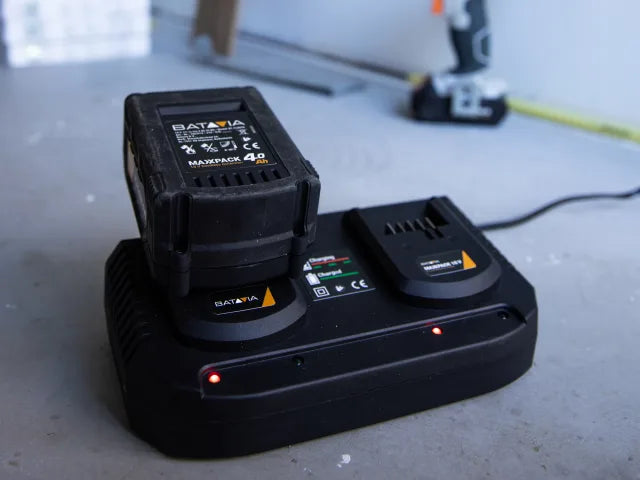Batavia MAXXPACK Li-ion Dual Charger 240V – – Now available at MTN Shop UK. - imagen 3
