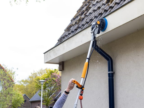 Batavia MAXXPACK Brushless Twin Brush Scrubber 18V Bare Unit – – Now available at MTN Shop UK.