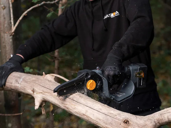 Batavia NEXXSAW 7in Chainsaw 18V Bare Unit – – Now available at MTN Shop UK.