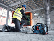 Bosch GPB 18VH-6 SRC Professional Radio 240V & Li-ion Bare Unit - imagen 2