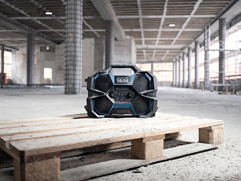 Bosch GPB 18VH-6 SRC Professional Radio 240V & Li-ion Bare Unit - imagen 4