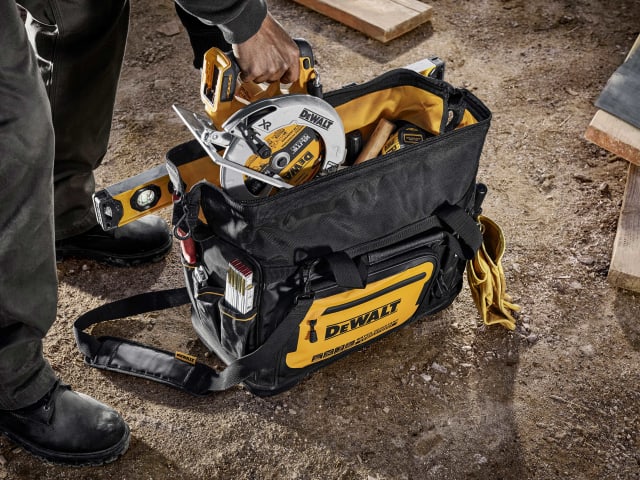 DEWALT DWST60104 Pro Tool Bag 20in – – Now available at MTN Shop UK. - imagen 2