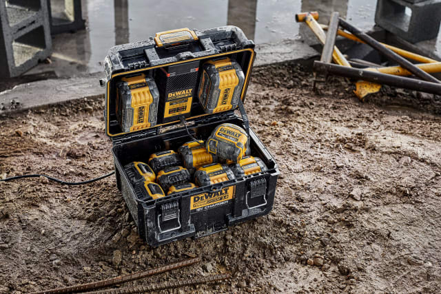 DEWALT TOUGHSYSTEM™ 2.0 Charger Toolbox – – Now available at MTN Shop UK. - imagen 10