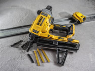 DeWALT Power Tools DCN890P2 XR Brushless Concrete Nailer 18V 2 x 5.0Ah Li-ion - imagen 5
