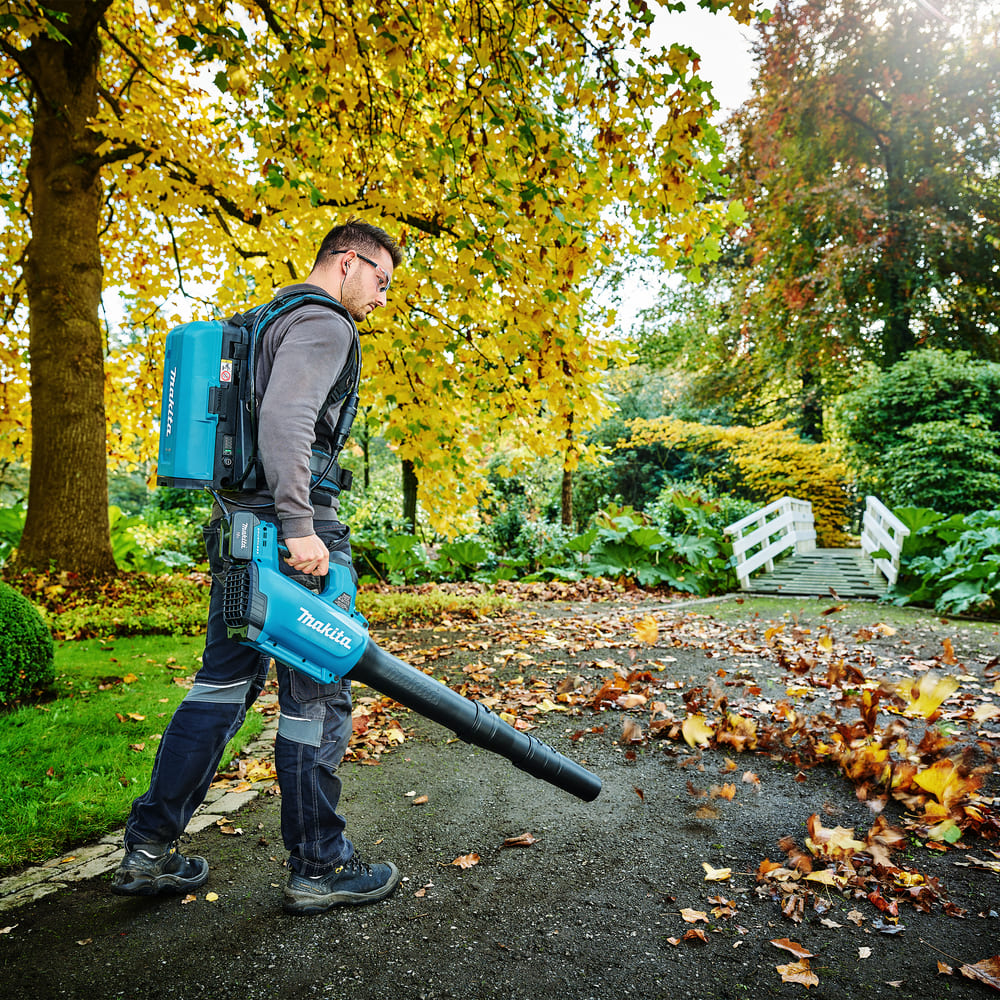 Makita - Makita DUB184RT BL LXT Blower 18V 1 x 5.0Ah Li-ion - Makita cordless leaf blower with backpack battery. - imagen 3