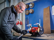 Einhell TC-BG 150 B Bench Grinder 350W 240V – – Now available at MTN Shop UK. - imagen 6