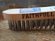 Faithfull Lightweight Scratch Brush, Four Row - imagen 3