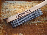 Faithfull Lightweight Scratch Brush with Scraper, Four Row - imagen 2