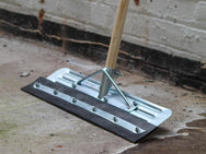 Faithfull Heavy-Duty Straight Yard Squeegee 22in (559mm) - imagen 2