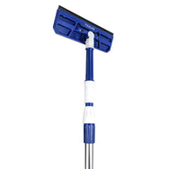 Faithfull Water Flow Pole and Head Set brush head attached to pole, angled view - imagen 5