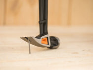 Fiskars IsoCore General Use Hammer 570g (20oz) – – Now available at MTN Shop UK. - imagen 4