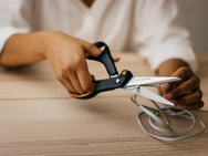 Fiskars Amplify Scissors 21cm – – Now available at MTN Shop UK. - imagen 5