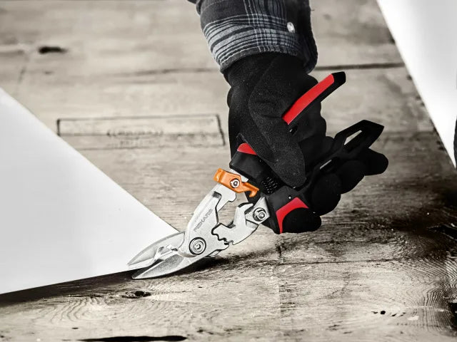 Fiskars PowerGear™ Aviation Snips Left Cut 250mm (10in) – – Now available at MTN Shop UK. - imagen 4