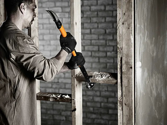 Fiskars IsoCore Demolition Tool L – – Now available at MTN Shop UK. - imagen 7