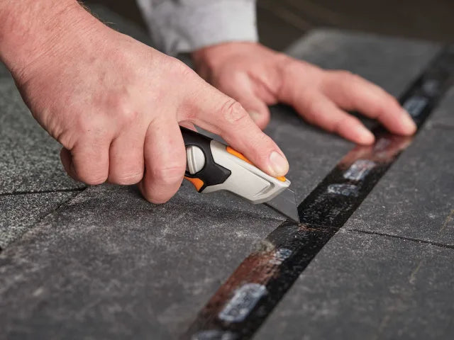 Fiskars CarbonMax Fixed Utility Knife – – Now available at MTN Shop UK. - imagen 7