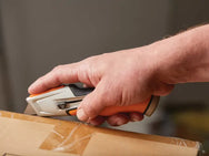 Fiskars CarbonMax Retractable Utility Knife – – Now available at MTN Shop UK. - imagen 4