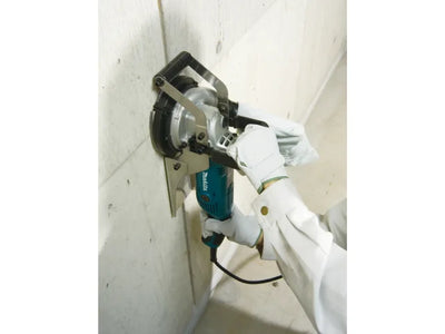 Makita PC5001C Concrete Planer 110V 1400W – – Now available at MTN Shop UK.